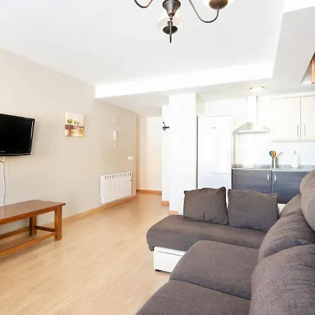 Ravishing House Boat In With Fireplace 3* Gudar